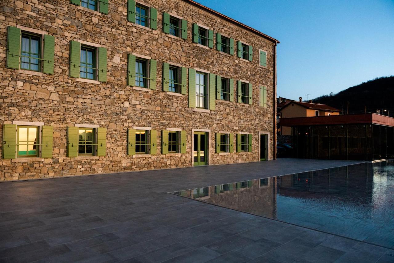 Winery & Design Hotel Roxanich Motovun Exterior photo